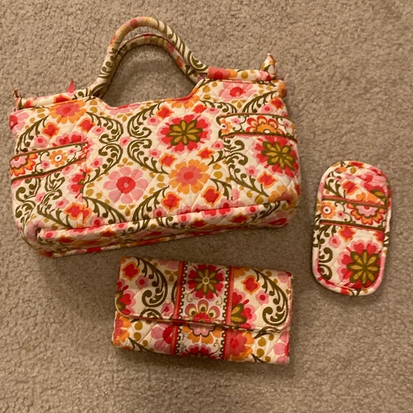 Vera Bradley Handbags - Vera Bradley Purse with Accessories